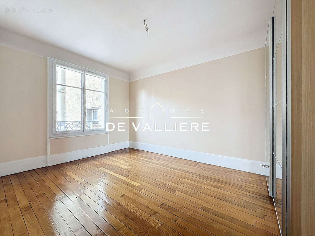 Appartement à NANTERRE
