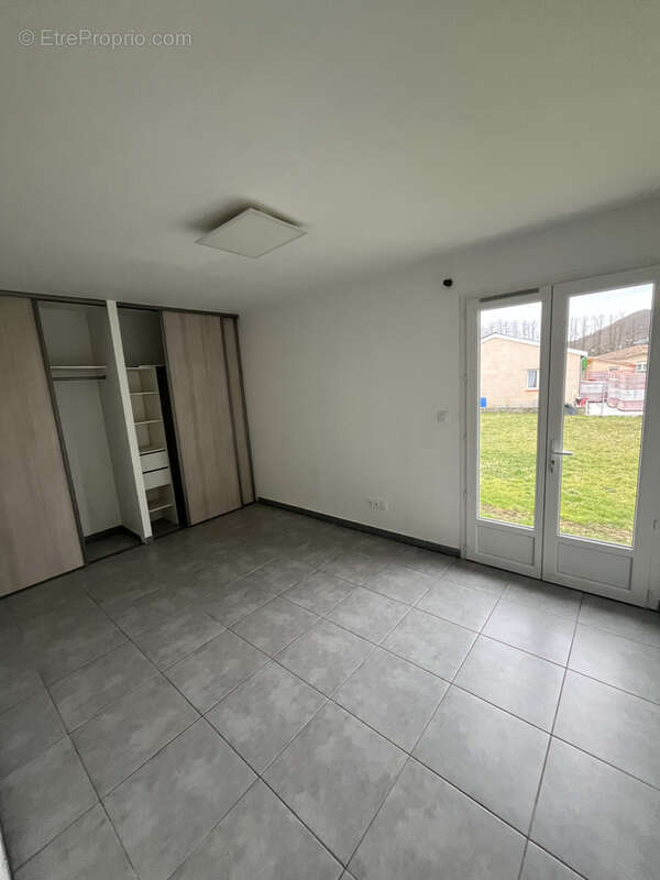 Maison à SAINT-JEAN-DE-VERGES