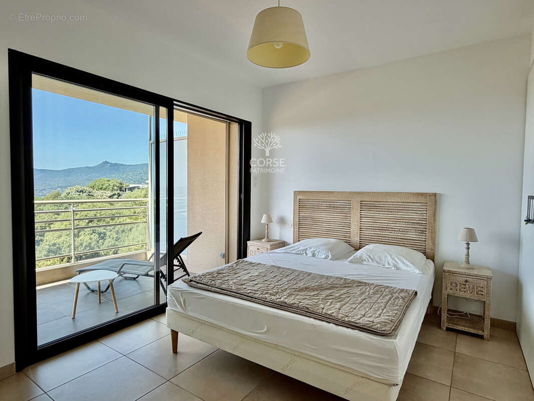 Superbe appartement 4 pieces, dernier etage, vue mer, terrasses - 20110 propriano - photo 12