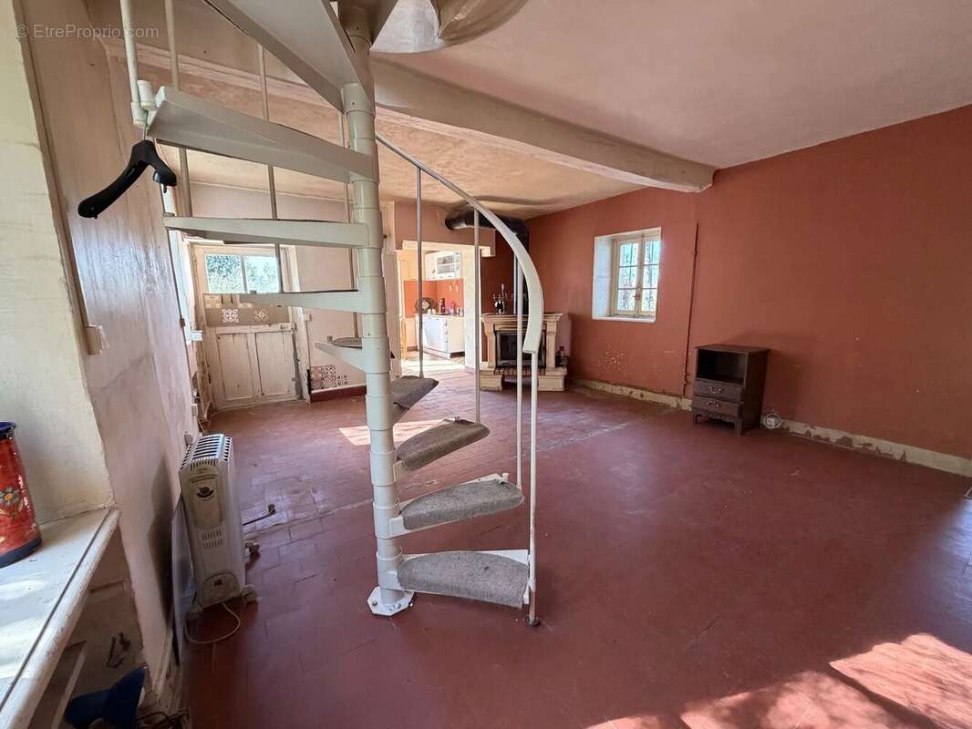 Maison à SAINT-HONORE-LES-BAINS