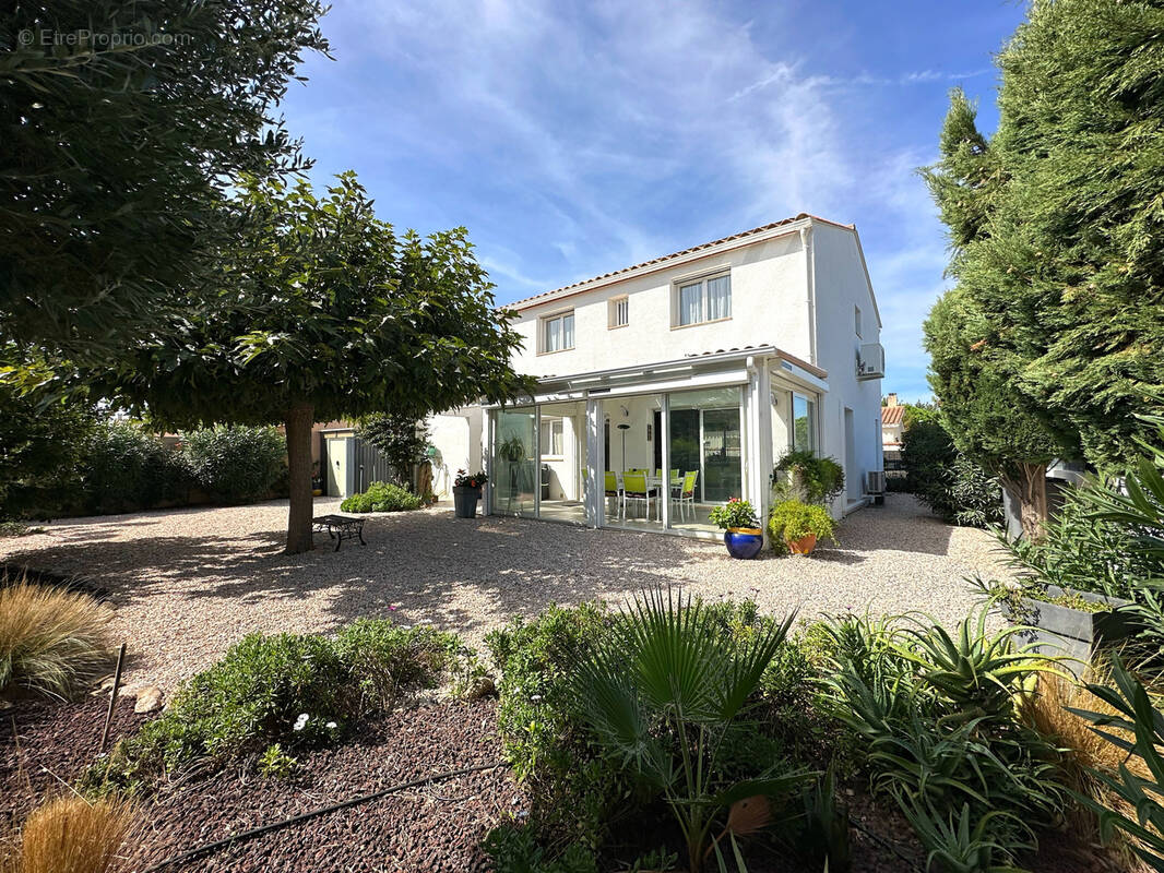 Maison à SAINT-CYPRIEN