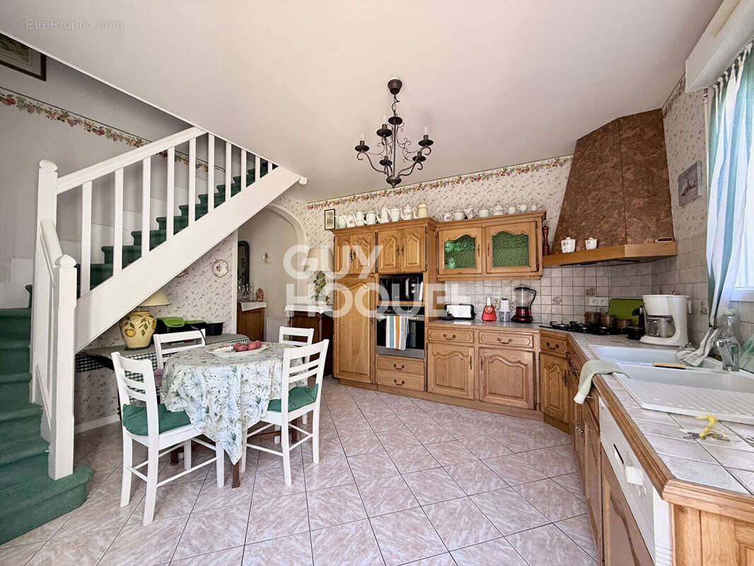 Maison avec tres beau jardin terrasse et dependance- trouville sur mer - photo 8