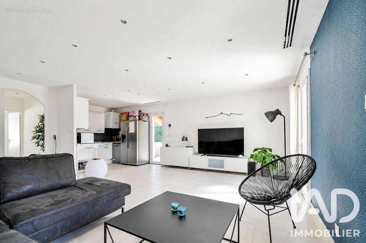Photo 1 - Maison à MARSEILLE-11E