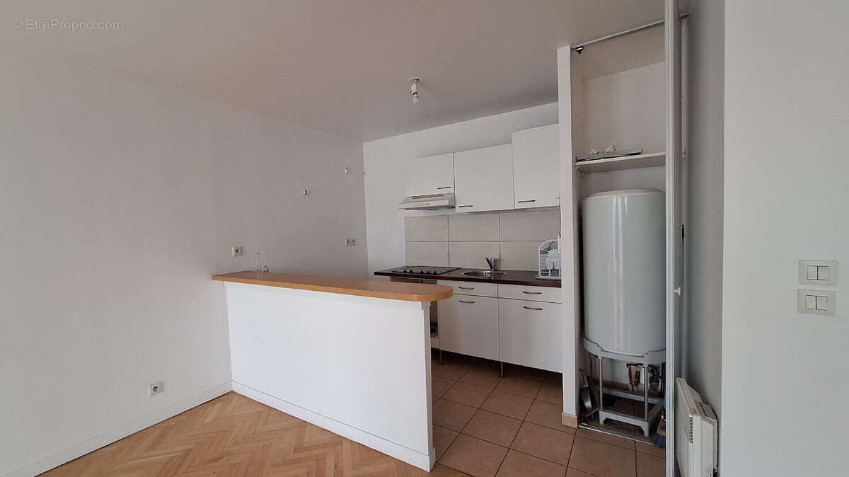 Appartement à LE PLESSIS-ROBINSON