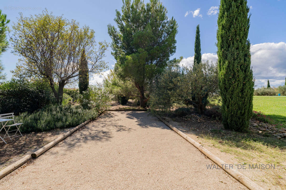 Maison à ROCHEFORT-DU-GARD