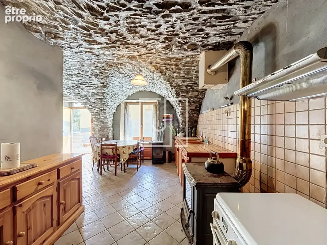 Maison de village avec combles aménageables   Hameau des Sanières à Jausiers - photo 6