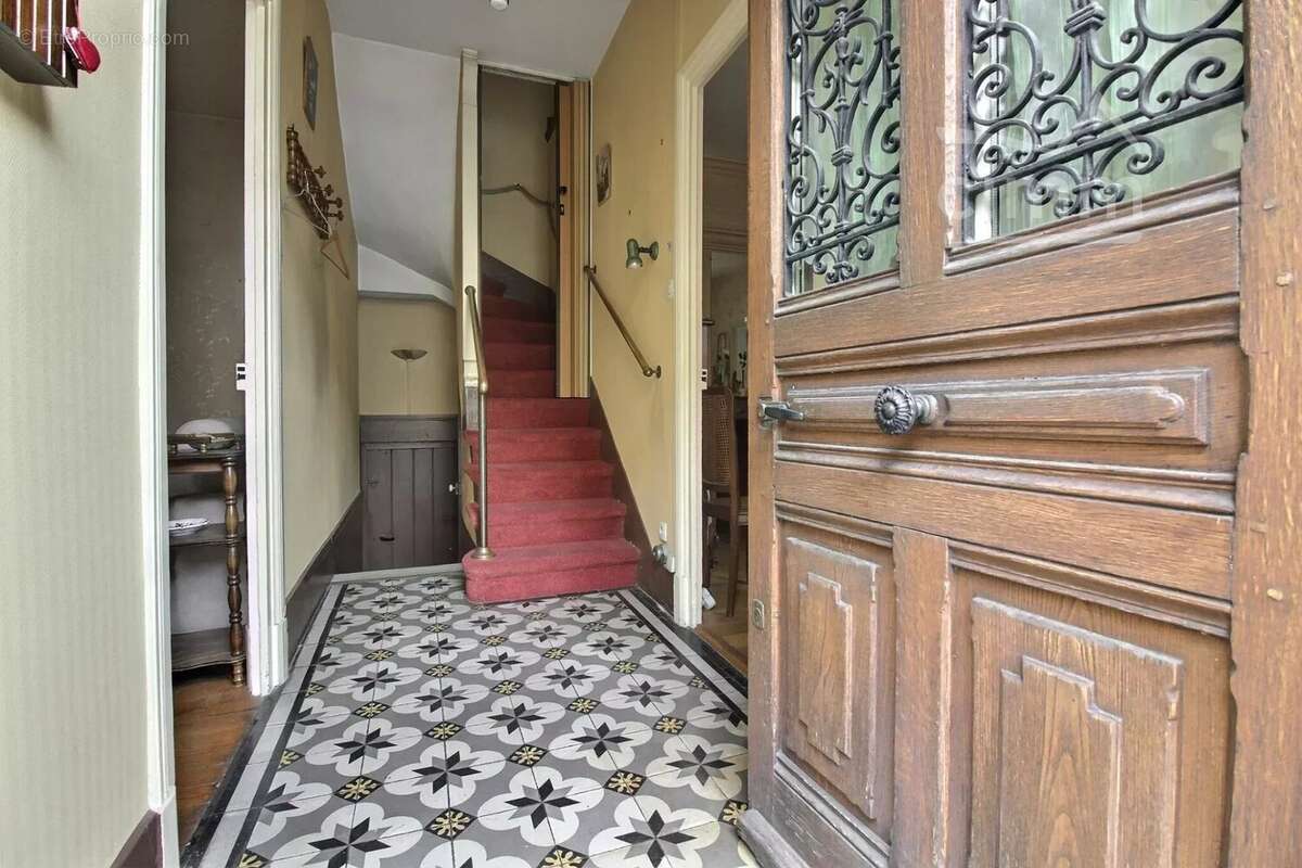 Maison à ROUSSILLON