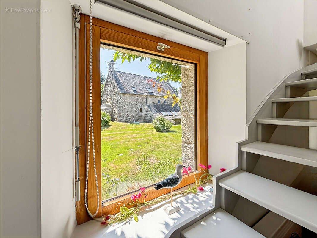 Maison à SAINT-AVE