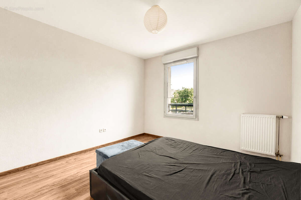 En exclusivité !  Appartement T2 de 40,40 m2, en rez-de-chaussée, dans le quartier Grand Selve. - photo 7
