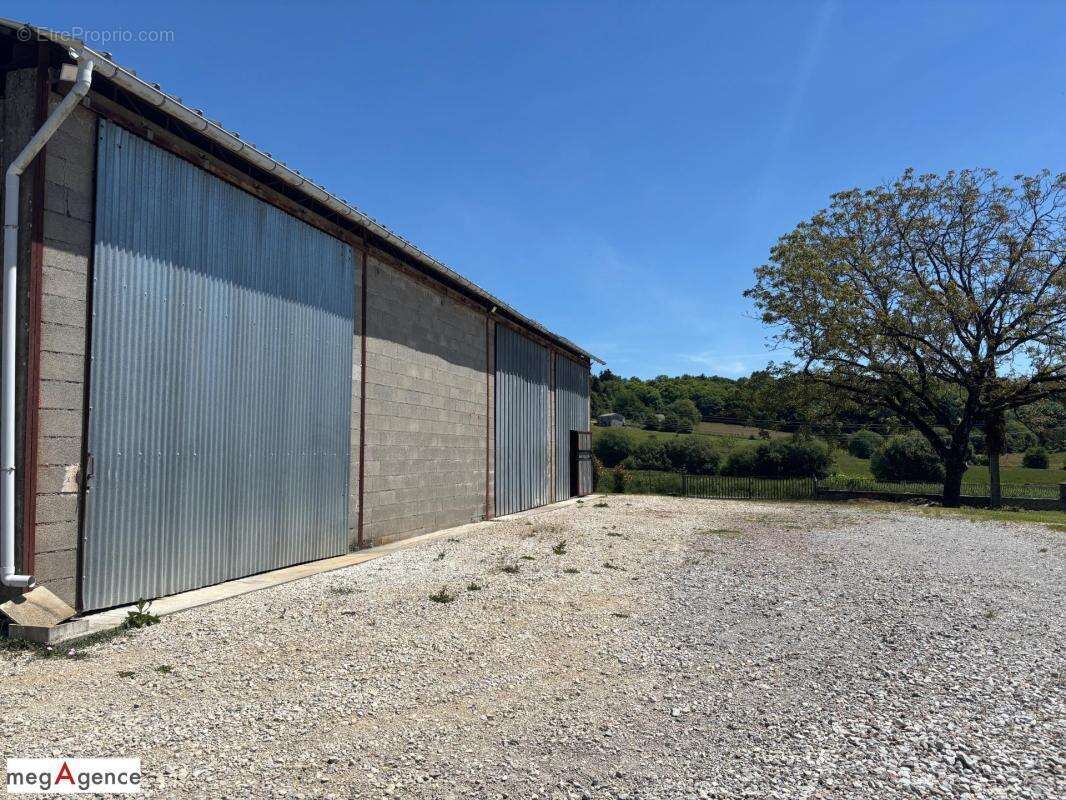 Maison à SAINT-CLEMENT