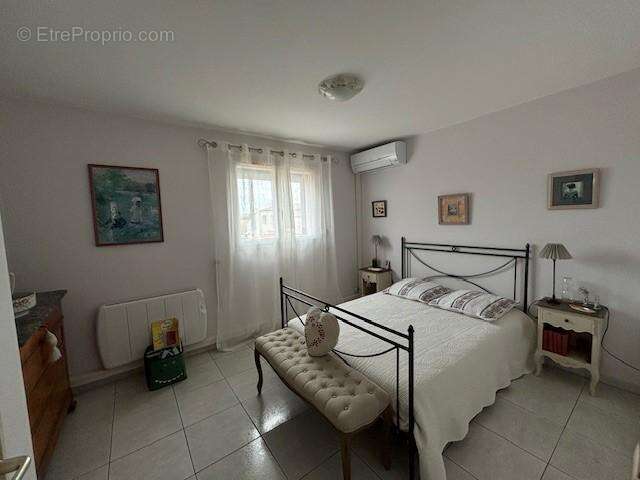   - Maison à TOULOUGES