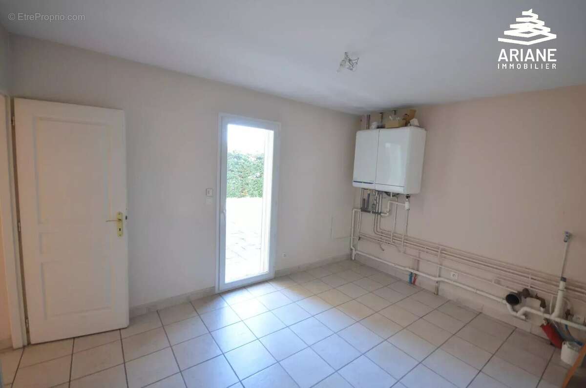 Maison à FRANCHEVILLE