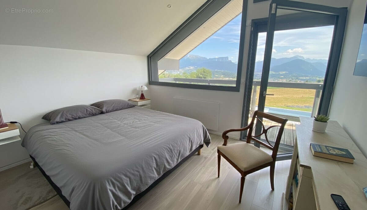 Maison à LES OLLIERES