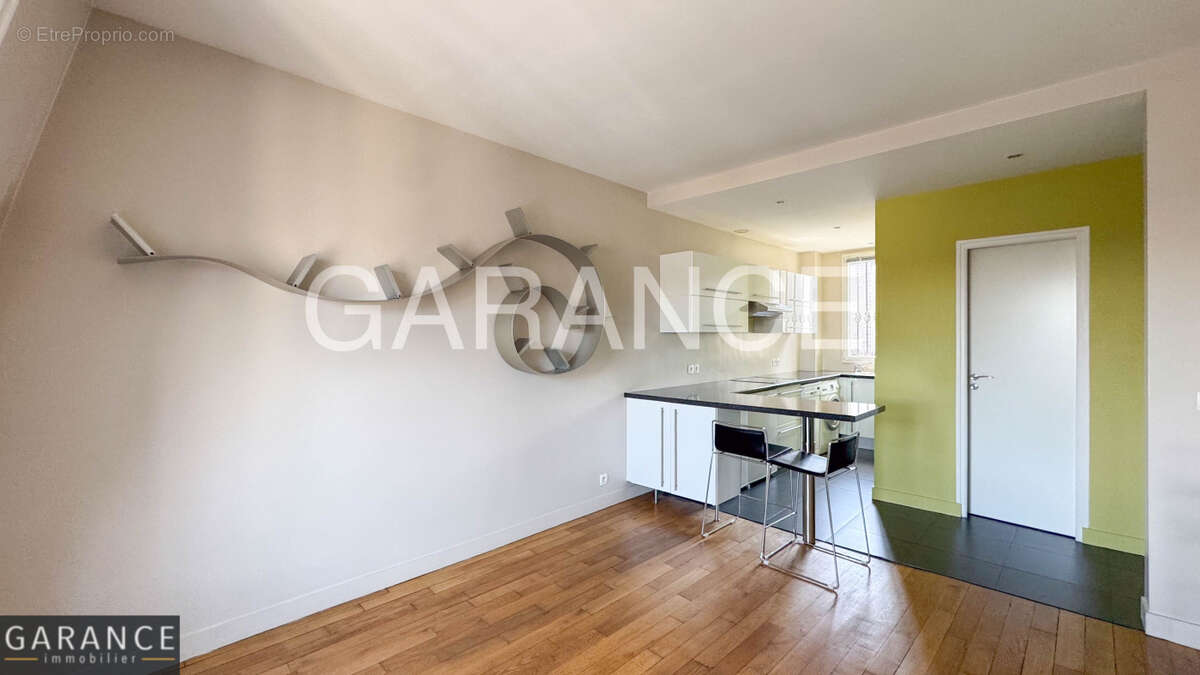 Appartement à PARIS-12E