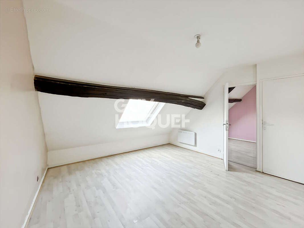 Appartement à FONTENAY-TRESIGNY