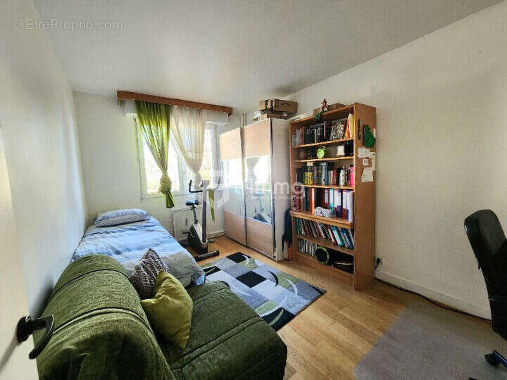 Appartement à SAINT-MAUR-DES-FOSSES