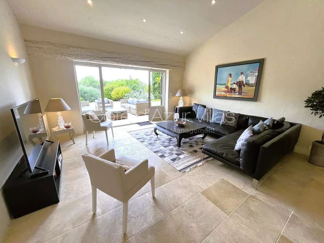 Maison à MOUANS-SARTOUX