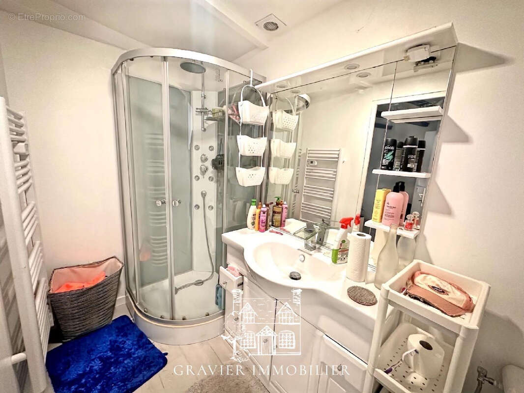 Maison à LA VALETTE-DU-VAR