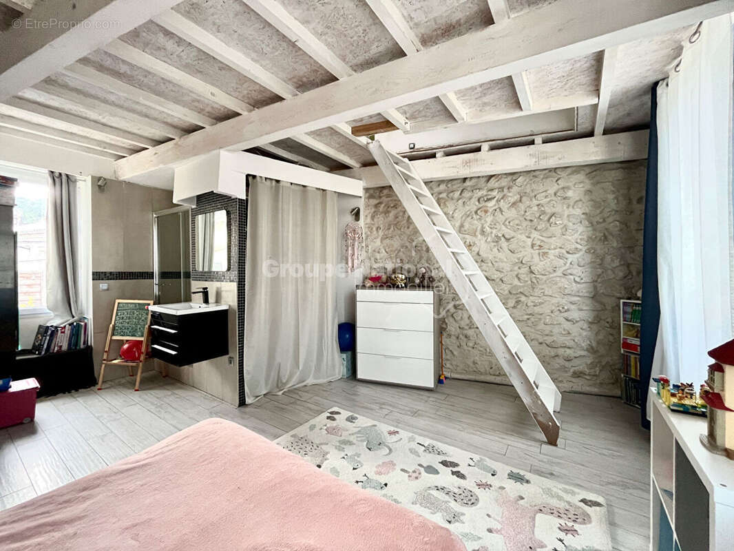 Maison à CHATEAURENARD