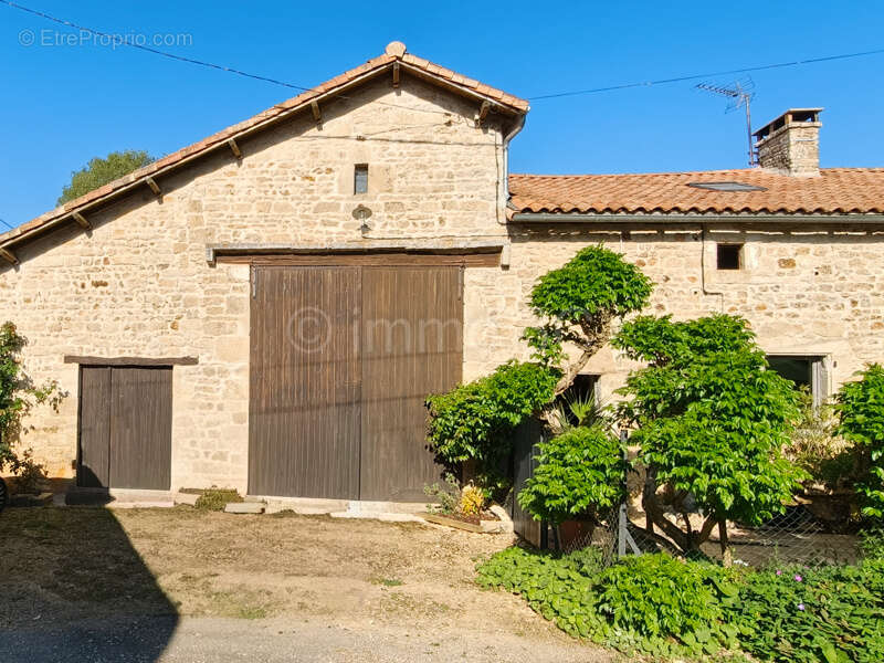 Maison à MELLE