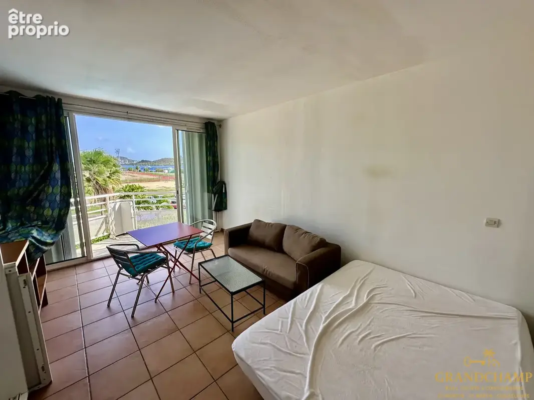 Photo Appartement à Saint-Martin au prix de 200 000€