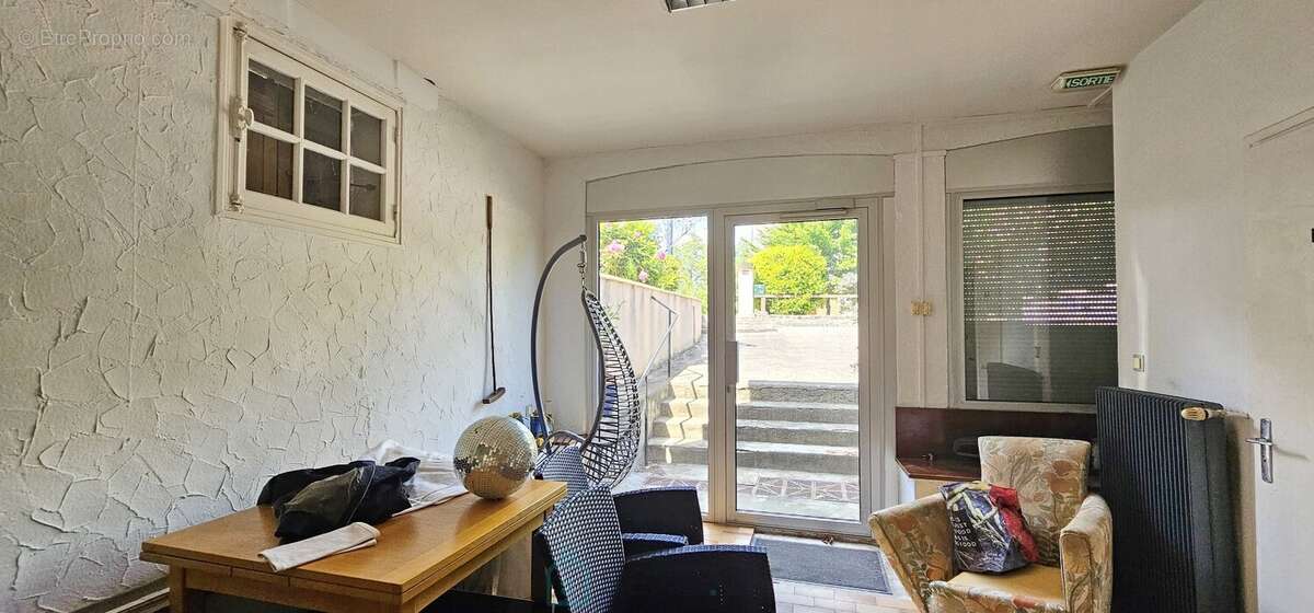 Maison 304 m² à Gourdon  - photo 23