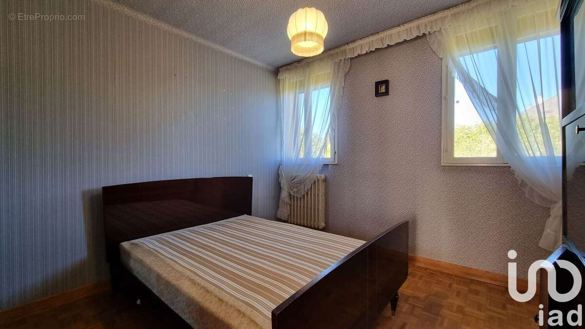 Photo 7 - Maison à ONET-LE-CHATEAU