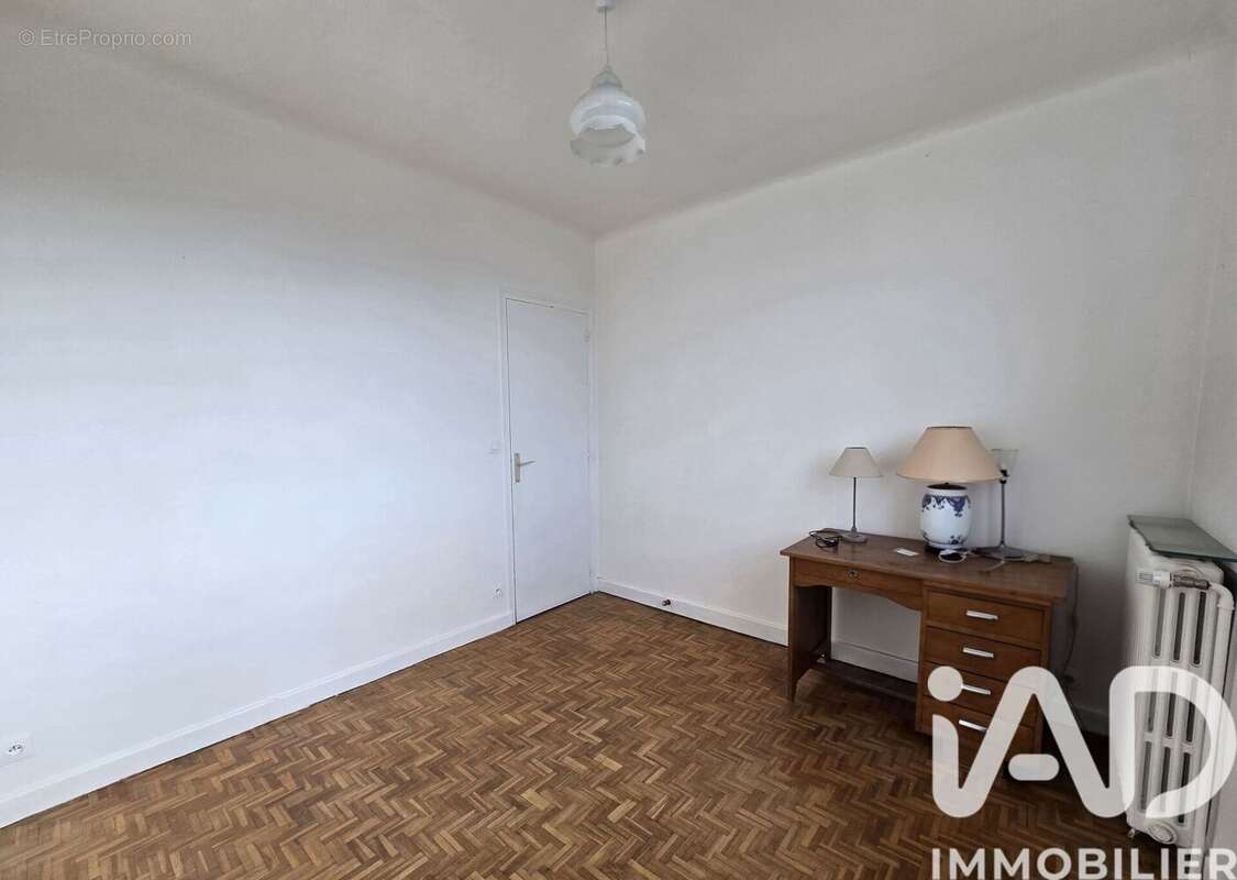 Photo 6 - Maison à SAINT-JULIEN-LES-VILLAS