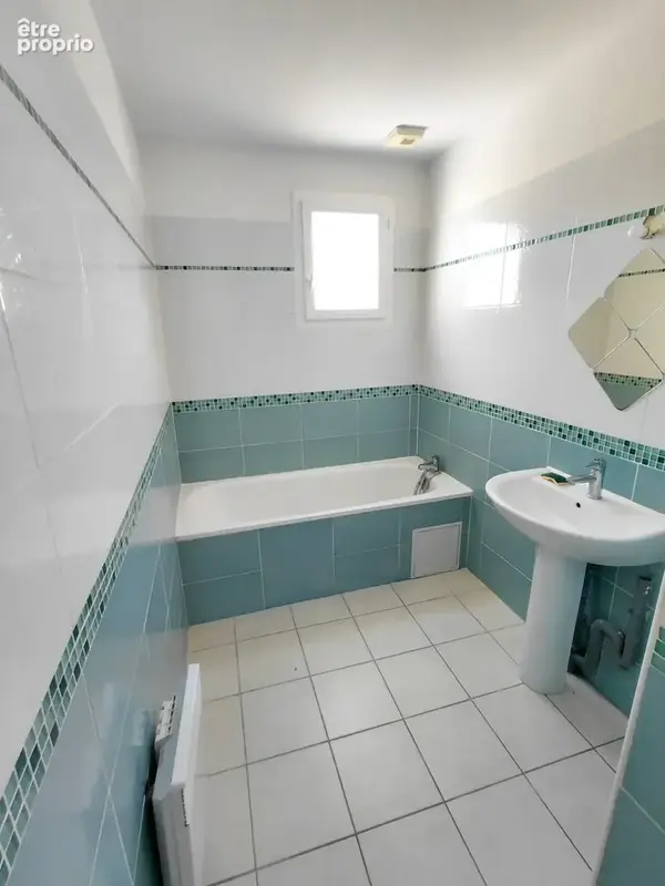 Maison 5 pièces 98 m² à vendre à Mirambeau (17150) - photo 7