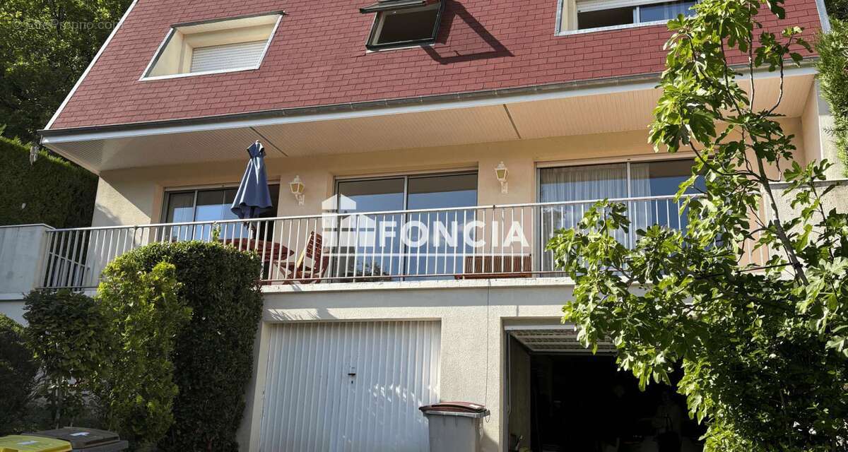 Maison a fort potentiel - photo 2