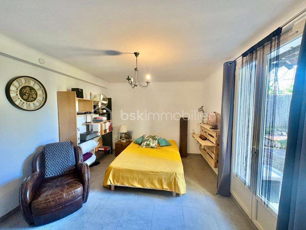 Maison à TOURRETTES