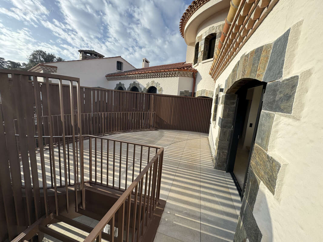 Appartement à CASTELNAU-LE-LEZ