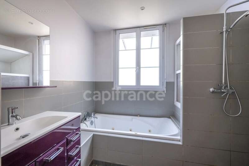 Maison 144m2 de 6 pièces + Un Rez de jardin de 43 m2 de 2 pièces SOISY SOUS MONTMORENCY (95) - photo 18