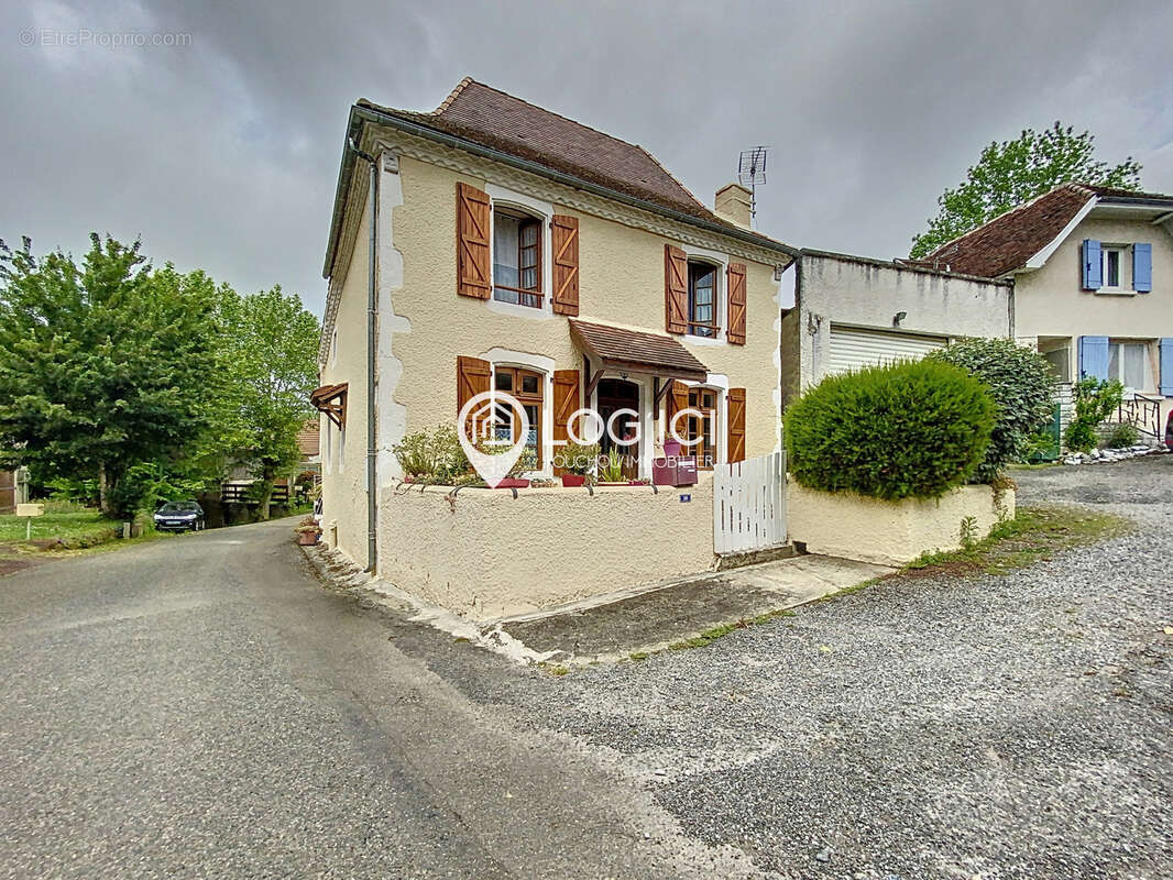 Maison à ARZACQ-ARRAZIGUET