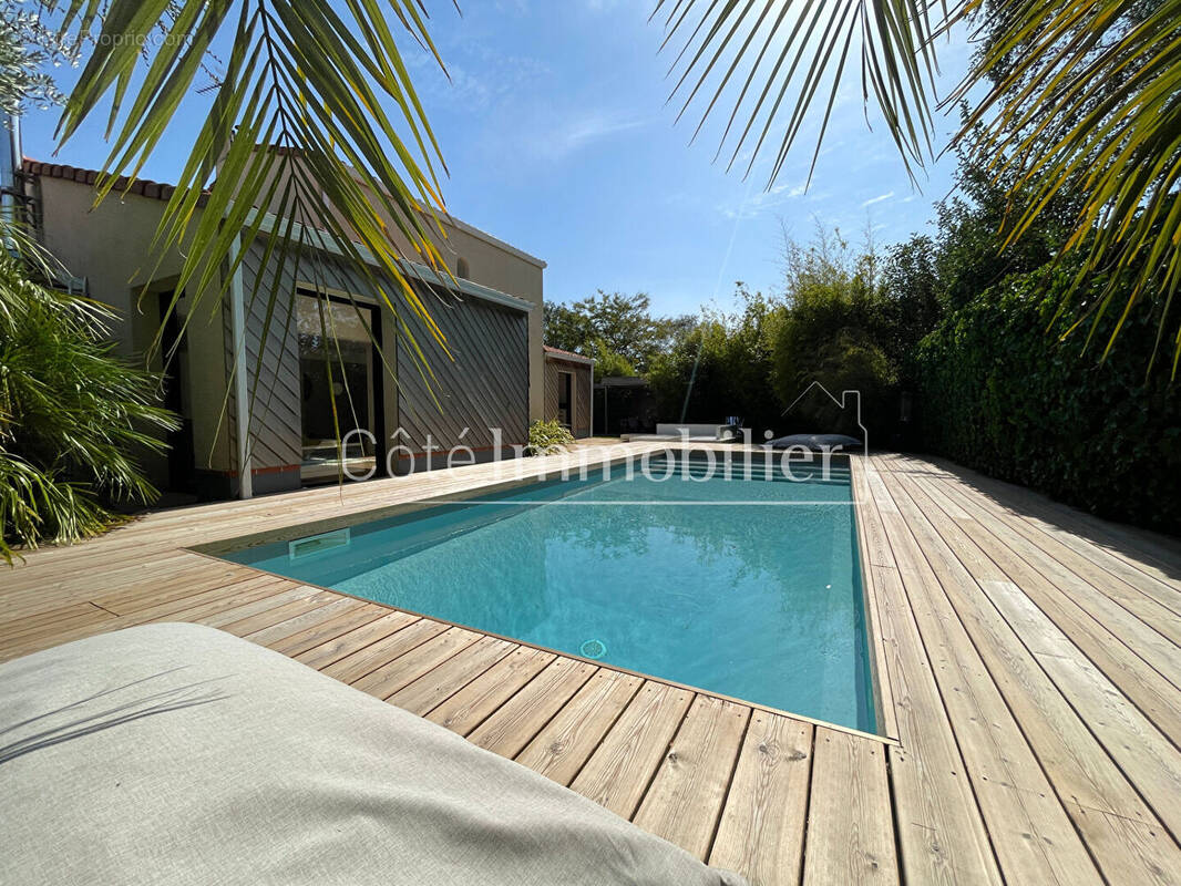 Maison à SAINT-SEBASTIEN-SUR-LOIRE