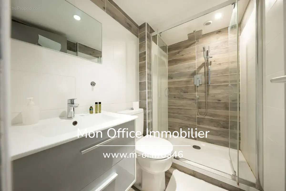 Appartement à MARSEILLE-5E