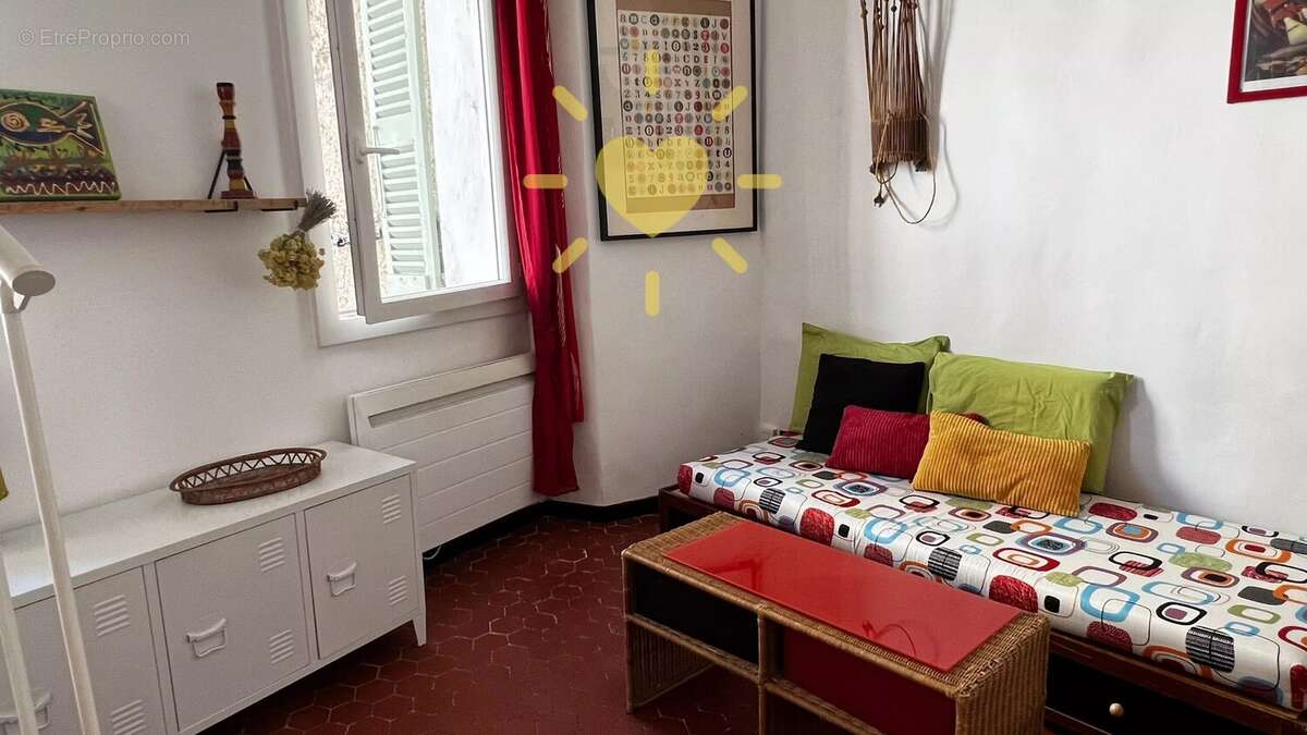 Appartement à CLAVIERS