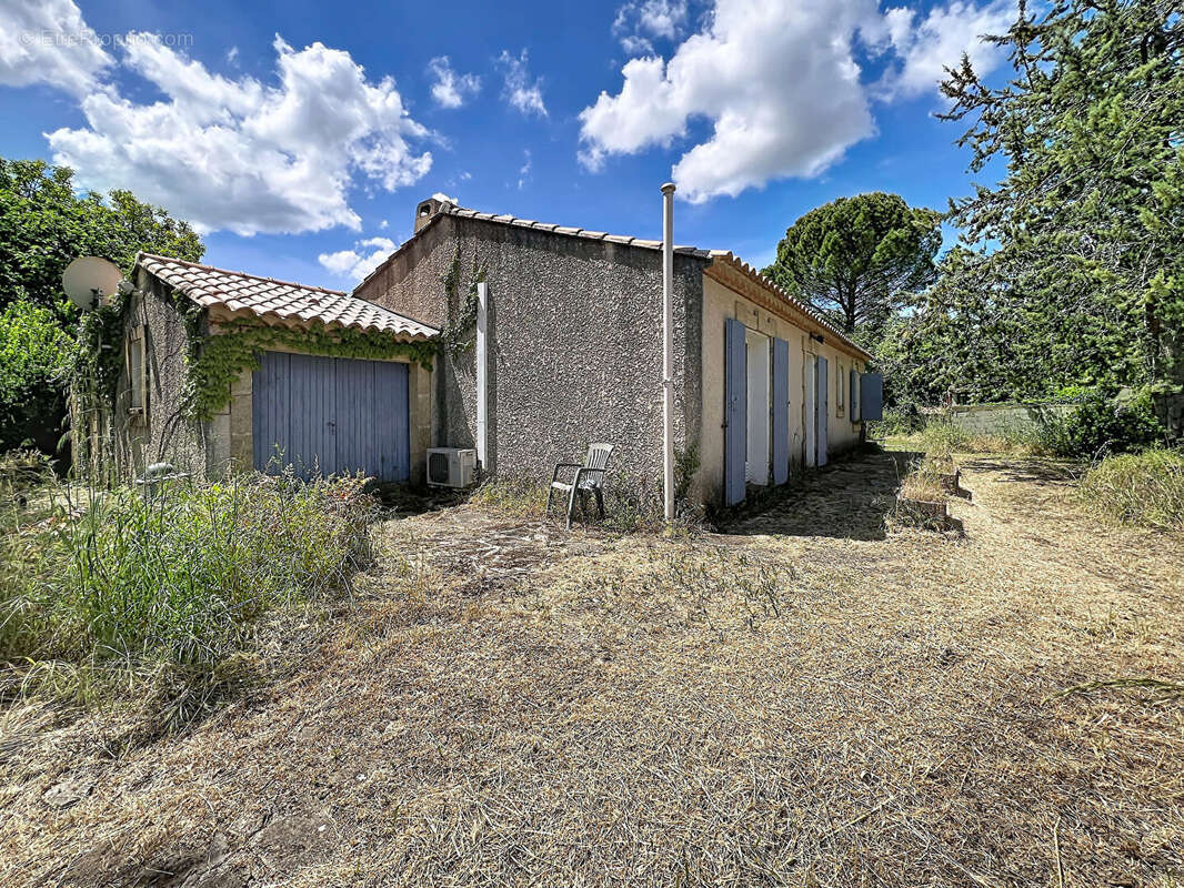 Maison à CADENET