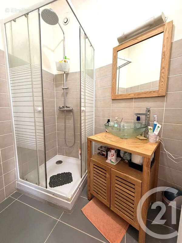 Appartement à VAIRES-SUR-MARNE