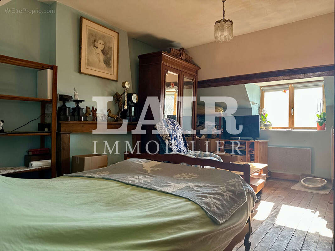 Maison à MOULINS-LA-MARCHE