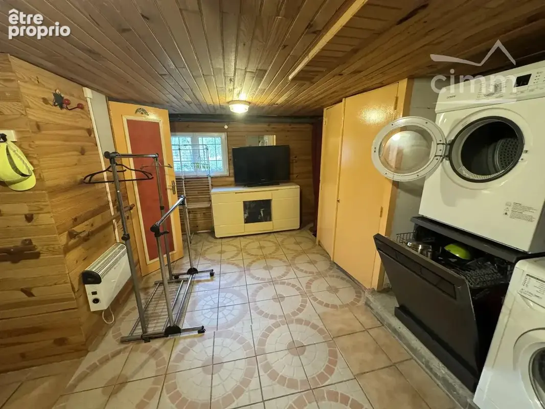 Maison individuelle avec garages et jardin - photo 16
