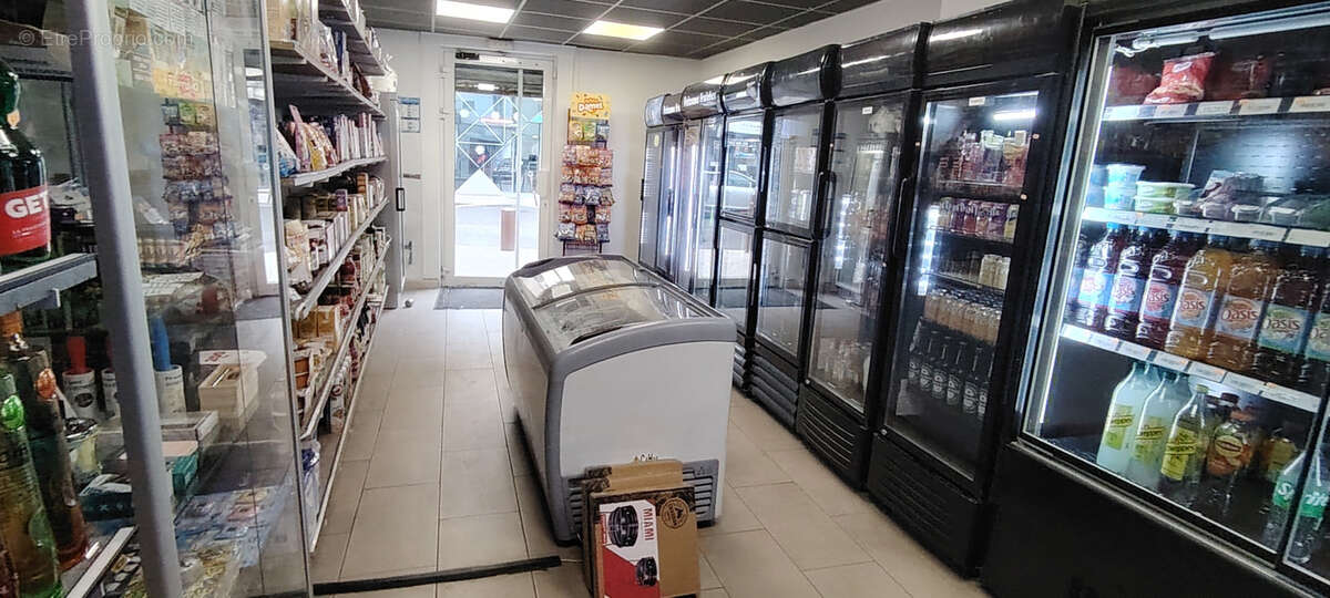 Commerce à AUBAGNE