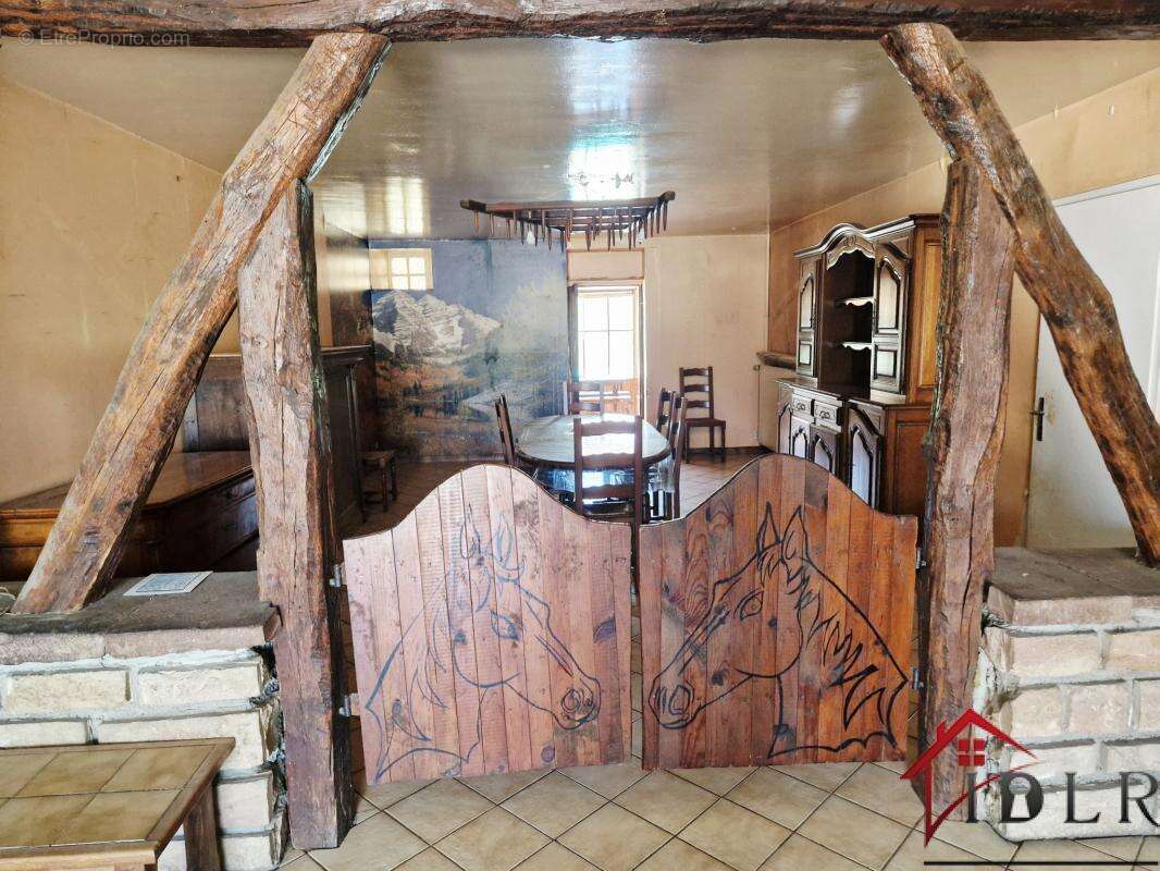 Maison à SAPONCOURT