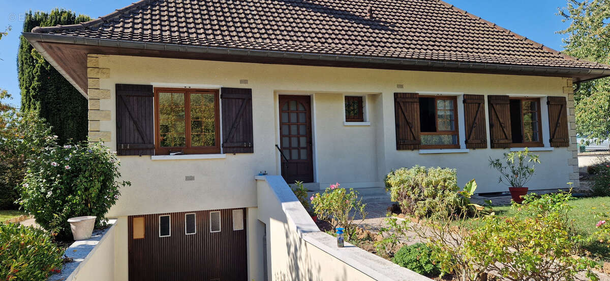 Autre à BUCY-LE-LONG