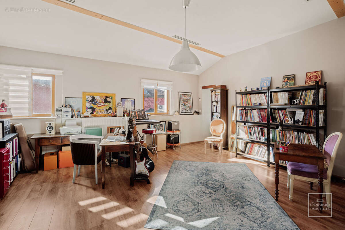 Maison à FONTAINES-SUR-SAONE