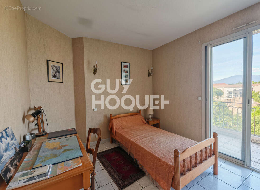 Appartement - Dernier étage - Belle terrasse - Vue Ventoux - Garage - photo 6