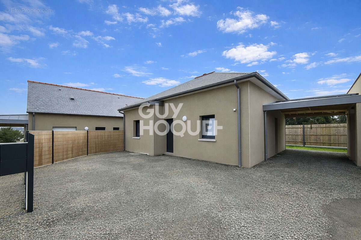 Maison à DOL-DE-BRETAGNE