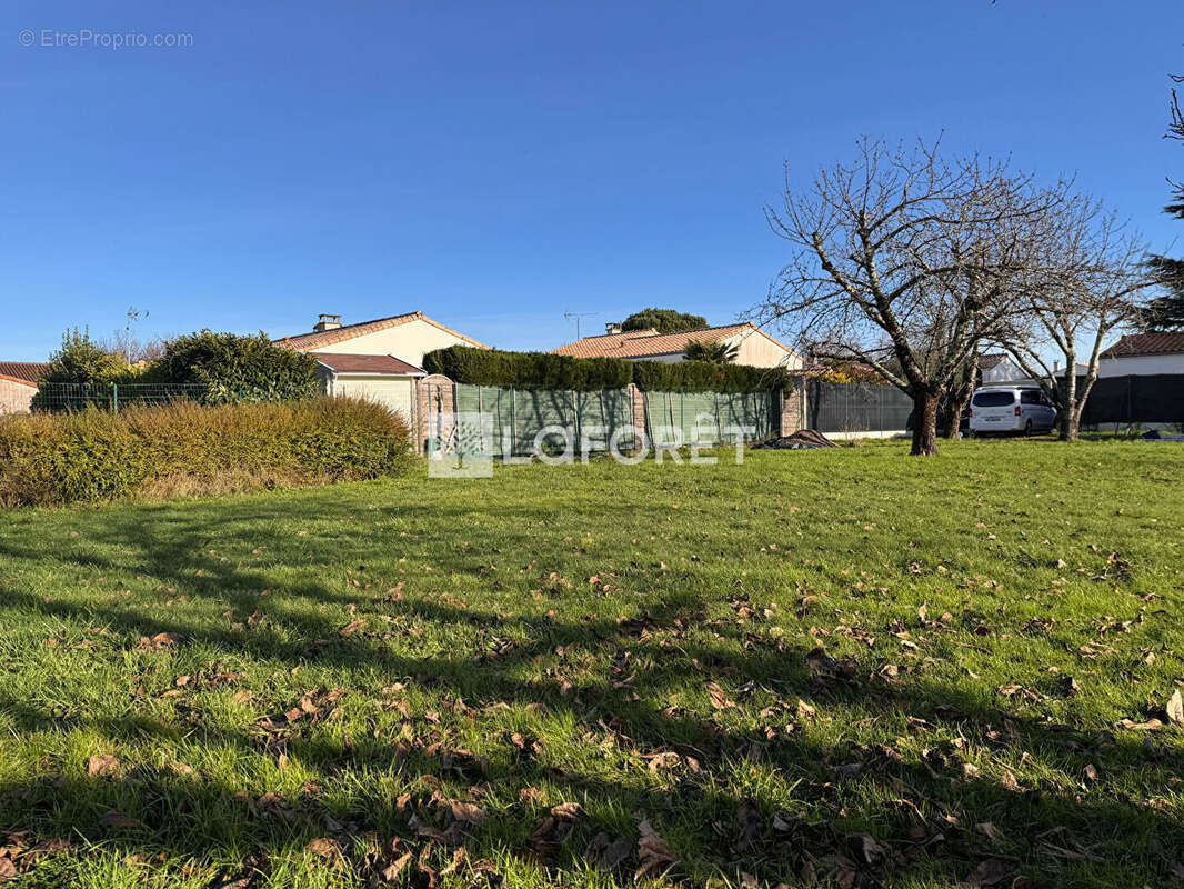 Terrain à SAINT-PALAIS-SUR-MER