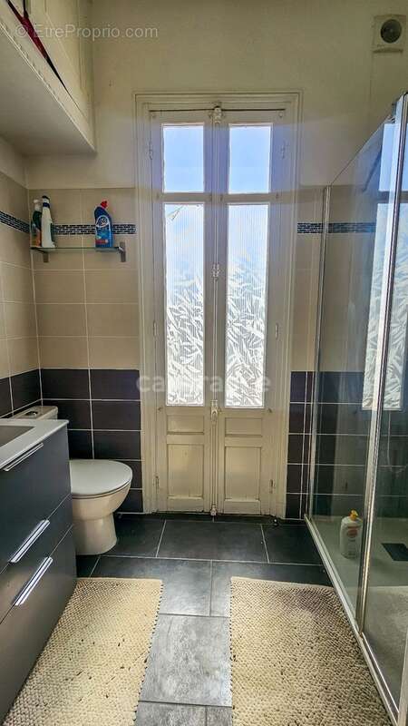 Plein centre ville d' ETAMPES (91) propriété à vendre 13 pièces, avec grand garage, 2 dépendances et terrain clos de 997 m² - photo 21
