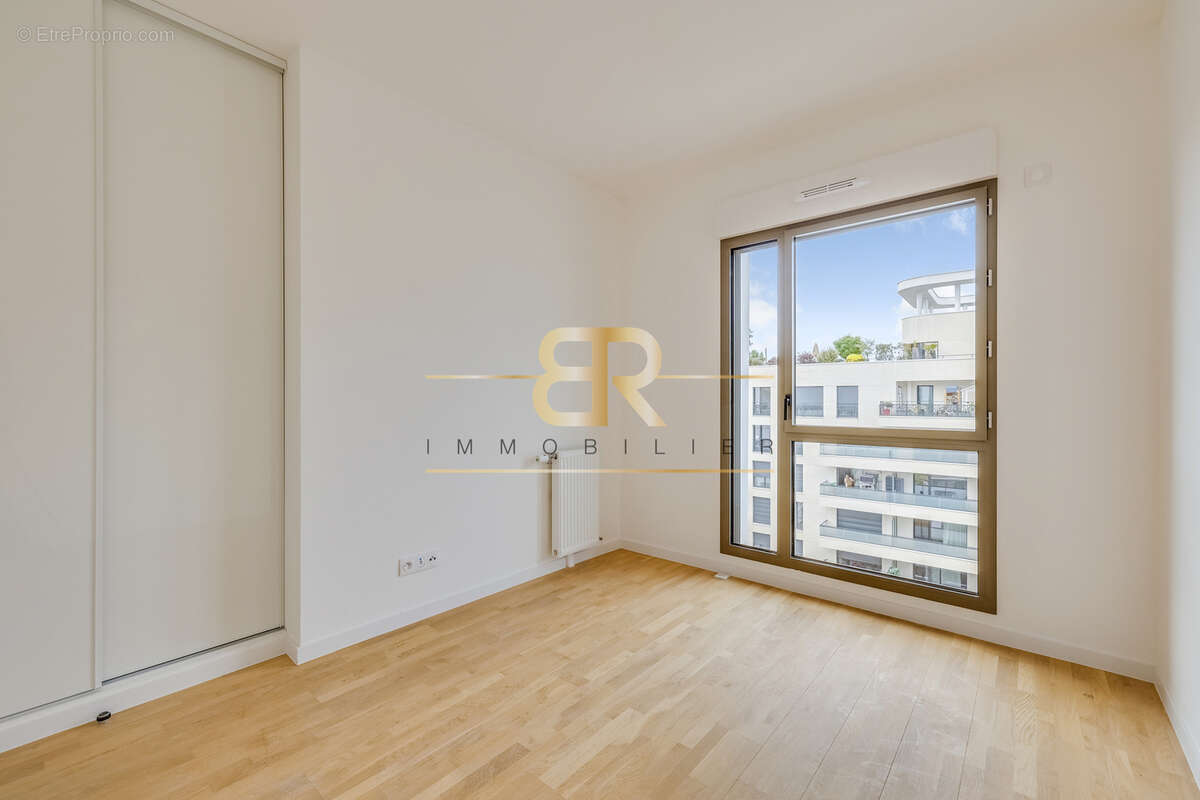 Appartement à COLOMBES